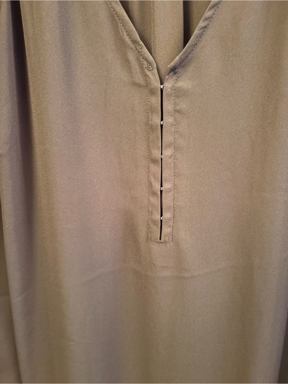 torrid Black V-Neck Flutter Sleeve Top - Picture 4 of 6